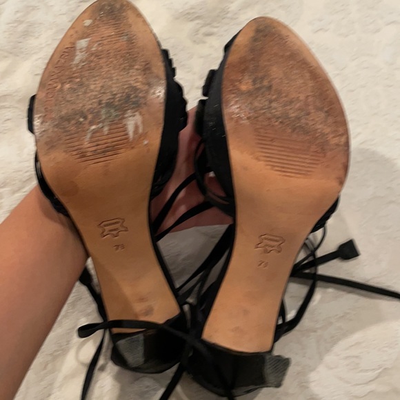 BCBG Shoes - Picture 4 of 5